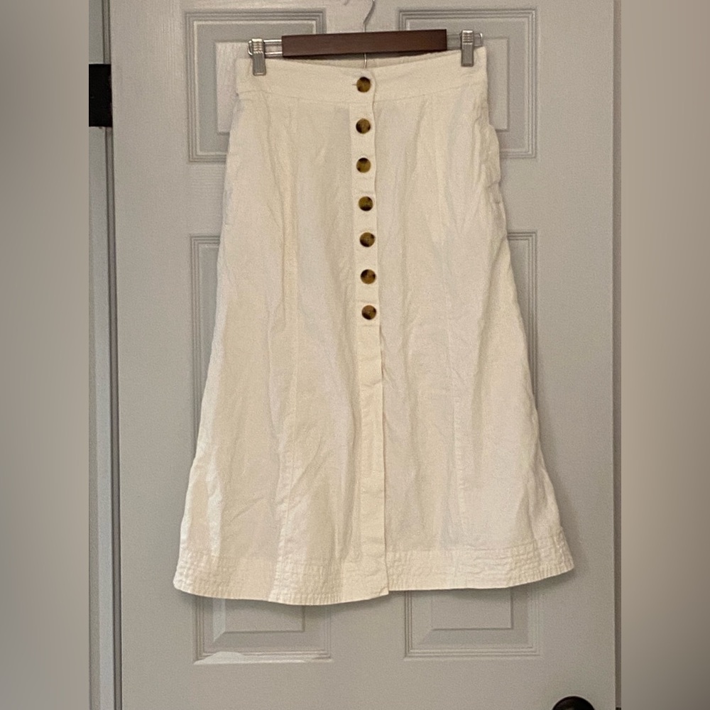 White Button-Down Skirt from Vintage Thread. Like new condition.